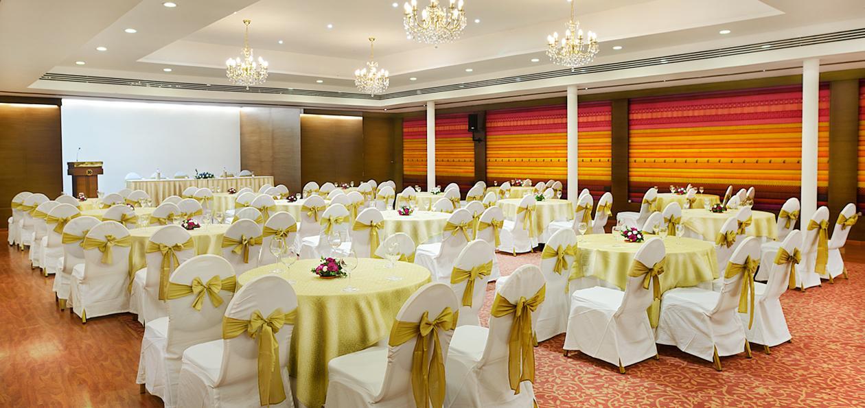 Hotel The Avenue Regent Kochi Esterno foto